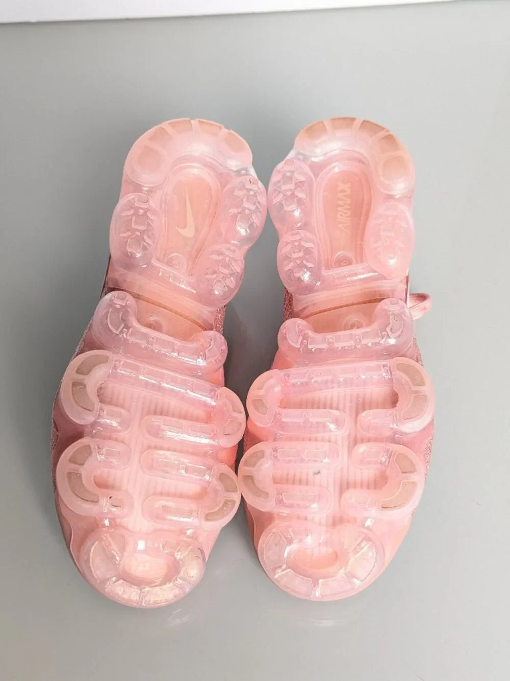 Nike Air VaporMax Flyknit 2 Rose Gold Pink Sneakers – Women’s Size 7.5 Lace Up